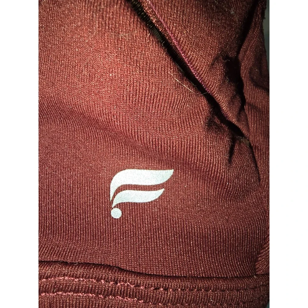 Fabletics Burgundy Convertible Strap‎ Sports Bra Mesh Accent Maroon Womens L